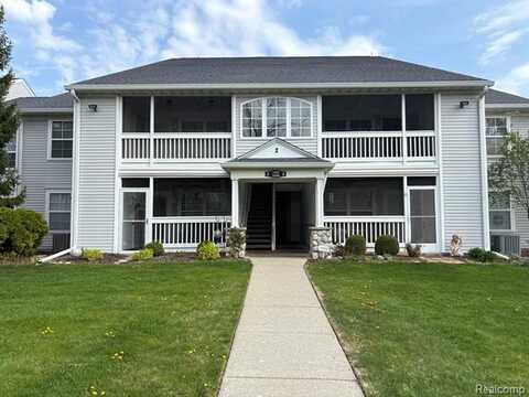 12494 SAINT ANDREWS Way, Fenton, MI 48430