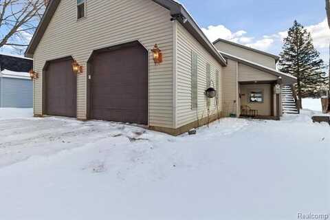 11147 N SHORE Drive, Lake, MI 48632