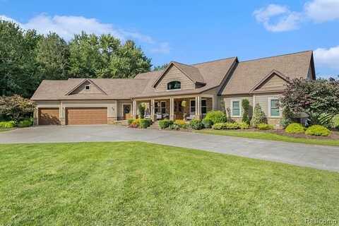 7196 MANOR Lane, Fowlerville, MI 48836