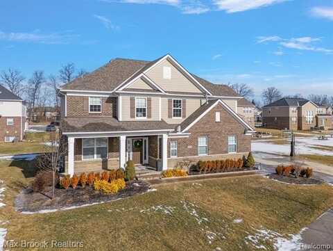 3025 DALTON Drive, Walled Lake, MI 48390