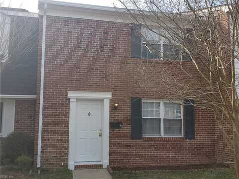 813 Hampstead Court, Virginia Beach, VA 23455