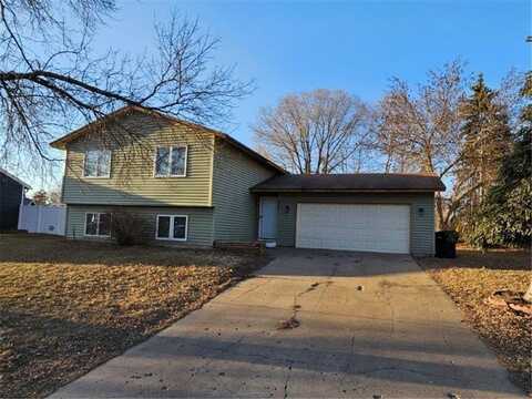 911 124th Lane NW, Coon Rapids, MN 55448