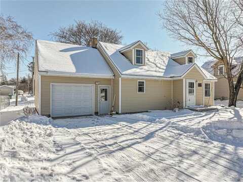 517 S Douglas Avenue, Parkers Prairie, MN 56361