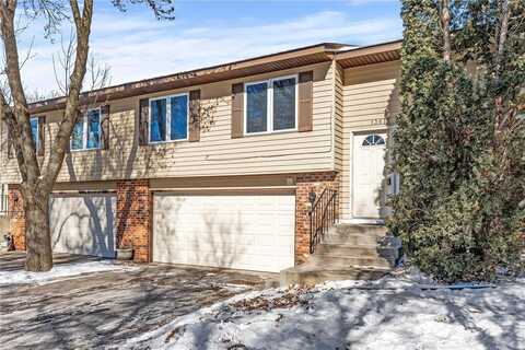 13615 Knox Drive, Burnsville, MN 55337