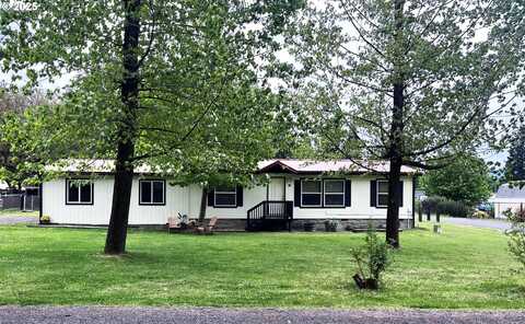 31 BASTROM RD, Carson, WA 98610