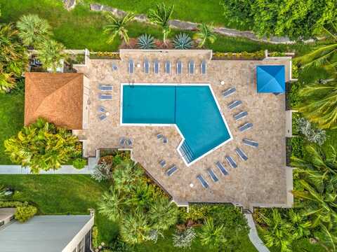 5851 Camino Del Sol, Boca Raton, FL 33433