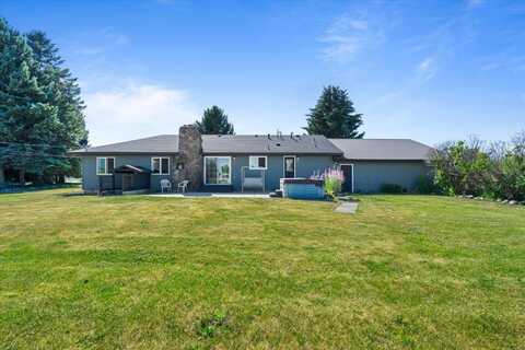 6212 N Chase Rd, Newman Lake, WA 99025