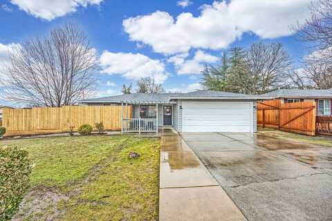 3051 Delta Waters Road, Medford, OR 97504