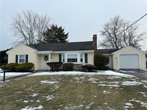 4 Beverly Drive, Lincoln, RI 02865