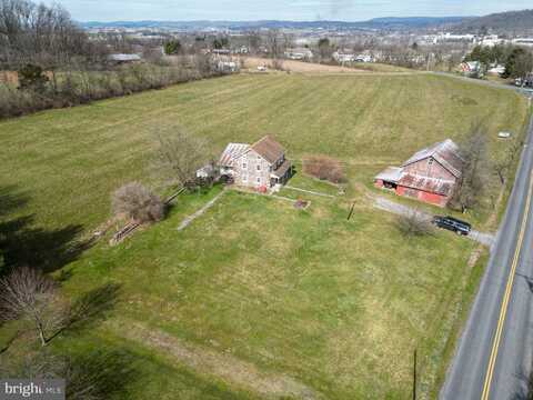 2101 KRAMER MILL ROAD, STEVENS, PA 17578