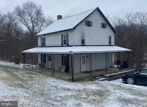 3082 KOONTZTOWN ROAD, HEDGESVILLE, WV 25427