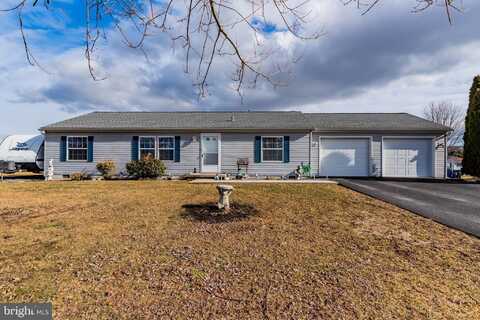 162 CAMELOT DRIVE, CHAMBERSBURG, PA 17202