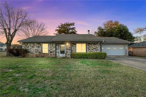 400 Simons Avenue, Robinson, TX 76706