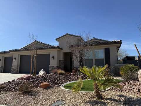 723 Via Azul, Washington, UT 84780