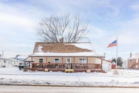 204 Forest Street, Fairbank, IA 50629