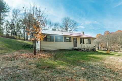 2203 Smyrna Rd, Plumville, PA 15759