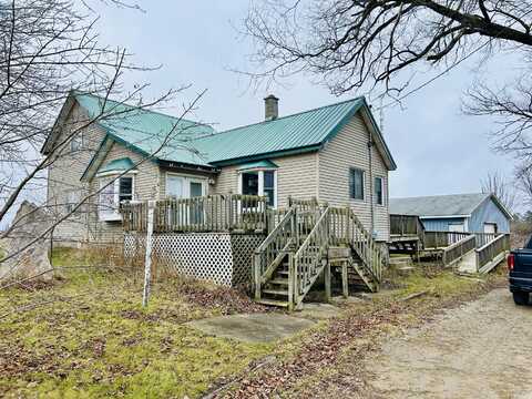 25537 M-32, Hillman, MI 49746