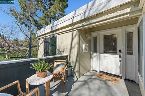 2701 Pine Knoll Dr, Walnut Creek, CA 94595