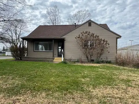 405 Sherwood Drive W, Newark, OH 43055