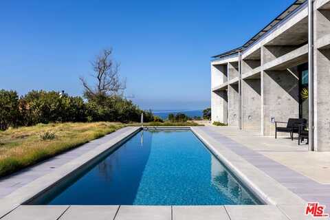 5938 Philip Ave, Malibu, CA 90265