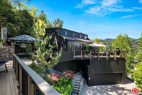 3000 Cornwall Dr, Glendale, CA 91206