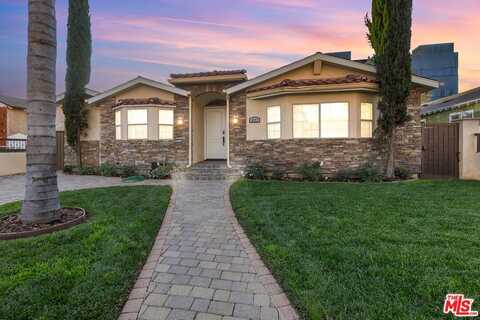 4721 Buffalo Ave, Sherman Oaks, CA 91423