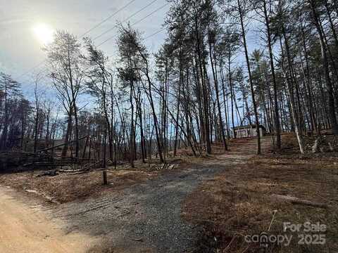 5 Kelly Lane, Mill Spring, NC 28756