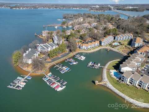 1008 Southwest Drive, Davidson, NC 28036