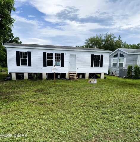 1367 Vine Street, Daytona Beach, FL 32117