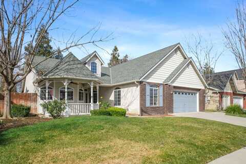 1622 Villa Avenue N, Clovis, CA 93619