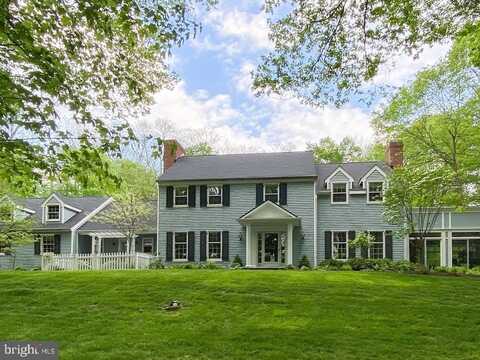 216 SOUTH SUGAN ROAD, NEW HOPE, PA 18938