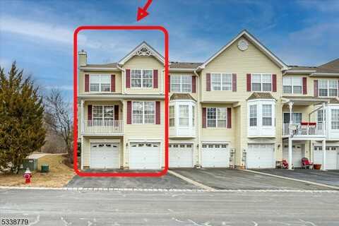 24 Kentworth Ct, Raritan, NJ 08822