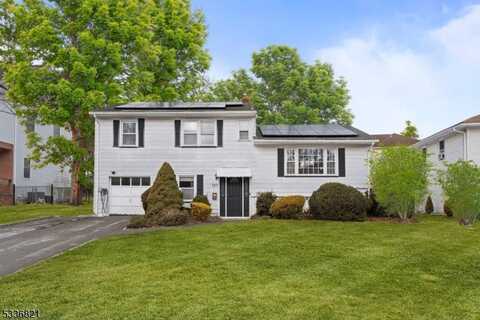 107 Sycamore Ave, Livingston, NJ 07039