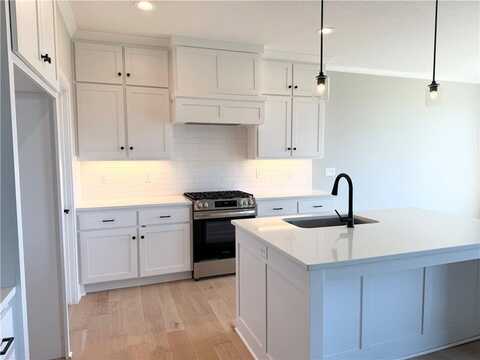 25029 W 94th Terrace, Lenexa, KS 66227