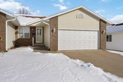 3440 Sunburst Ave, Marion, IA 52302