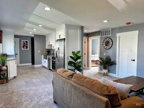 1111 7th Street, Clarkston, WA 99403