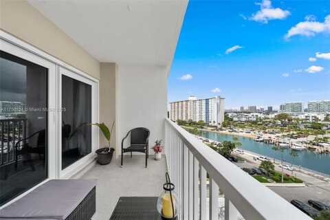 300 Bayview Dr, Sunny Isles Beach, FL 33160