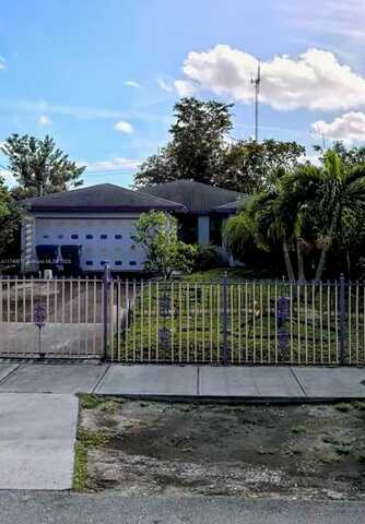 4826 SW 18th St, West Park, FL 33023