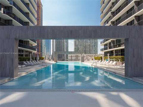45 SW 9th St, Miami, FL 33130