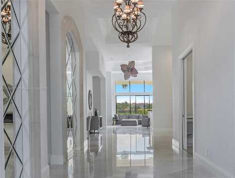 17937 Villa Club Way, Boca Raton, FL 33496