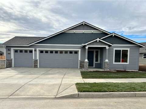 3465 NW 12th Street, Redmond, OR 97756
