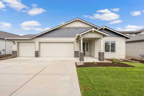 3465 NW 12th Street, Redmond, OR 97756