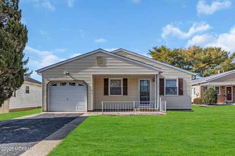 3 San Carlos Court, Toms River, NJ 08757