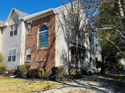 113 Richmond Court N, Holmdel, NJ 07733