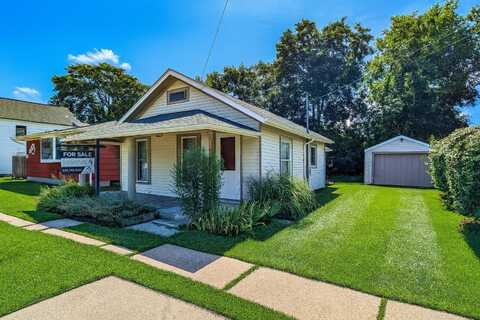 280 Champlin Place, Greenport, NY 11944