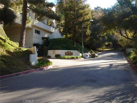 1935 Alpha Road, Glendale, CA 91208