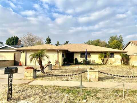 17626 Orange Court, Fontana, CA 92335