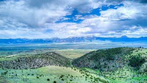 Acres Cold Creek Retreat, Ennis, MT 59729