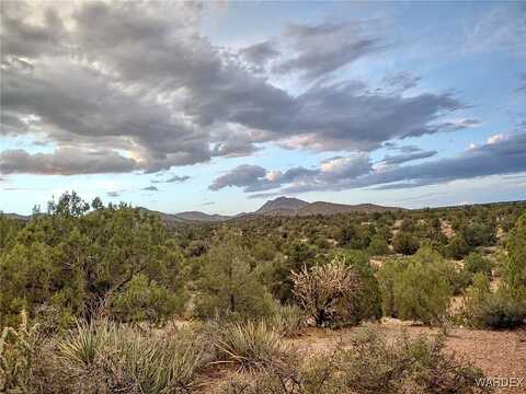 E Austin Loop, Kingman, AZ 86401