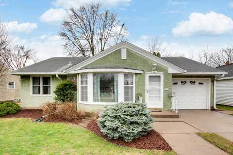 Saint Albans, SAINT PAUL, MN 55117